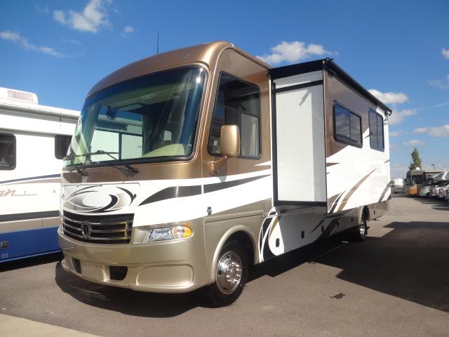 2013 THOR MOTOR COACH DayBreak